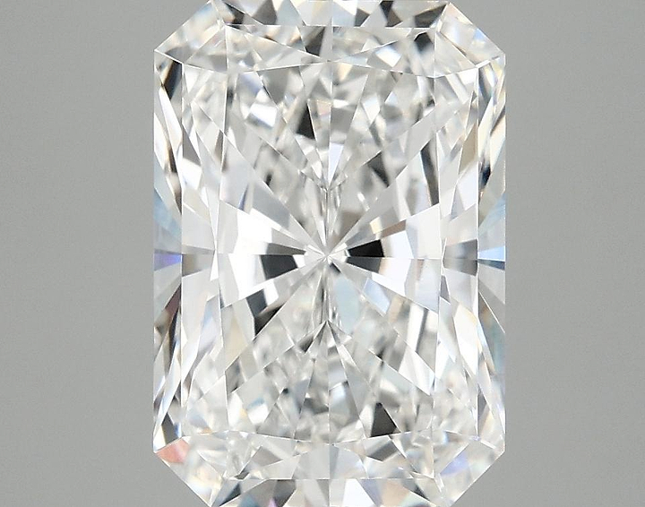 4.09 Carat Radiant Shaped Ideal Cut VVS2 IGI Certified Lab Grown Diamond