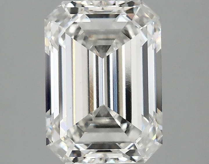 2.1 Carat Emerald Shaped Ideal Cut VS1 IGI Certified Lab Grown Diamond