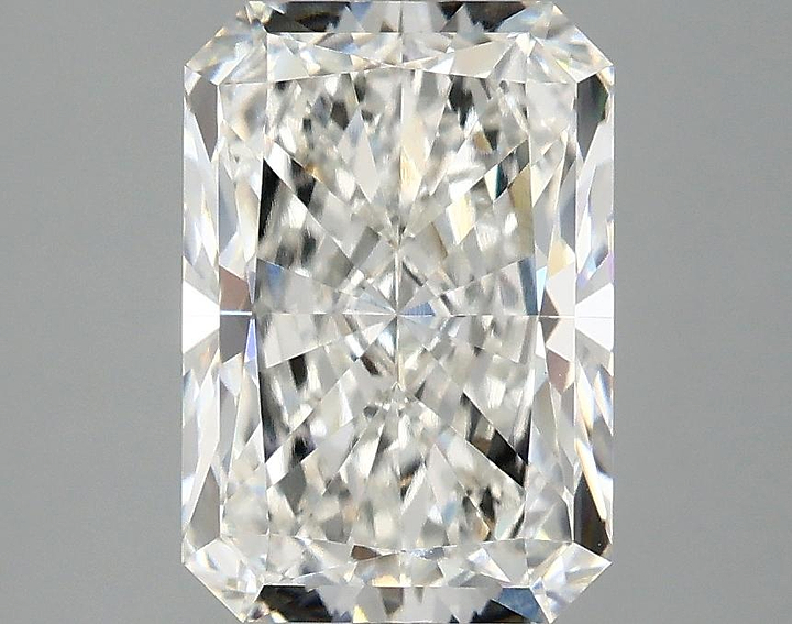 2.89 Carat Radiant Shaped Ideal Cut VVS2 IGI Certified Lab Grown Diamond