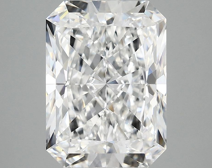 3.77 Carat Radiant Shaped Excellent Cut VVS2 IGI Certified Lab Grown Diamond