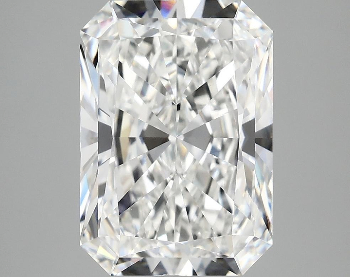 4.07 Carat Radiant Shaped Ideal Cut VVS2 IGI Certified Lab Grown Diamond
