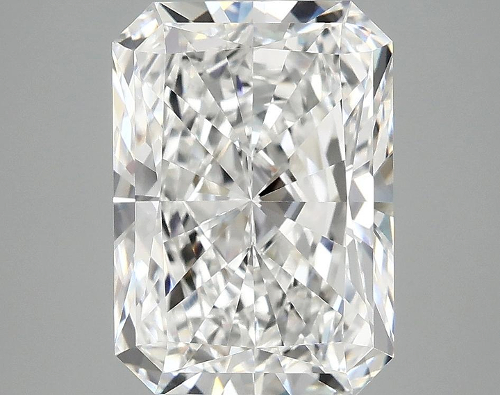 4.03 Carat Radiant Shaped Ideal Cut VVS2 IGI Certified Lab Grown Diamond