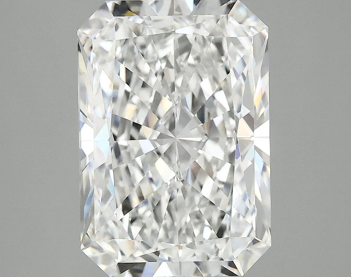 4.09 Carat Radiant Shaped Ideal Cut VVS2 IGI Certified Lab Grown Diamond