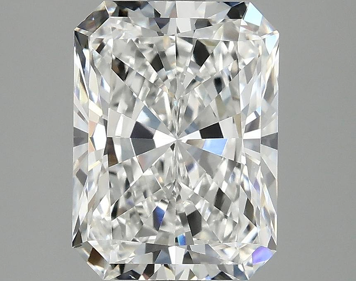 3.09 Carat Radiant Shaped Excellent Cut VVS2 IGI Certified Lab Grown Diamond
