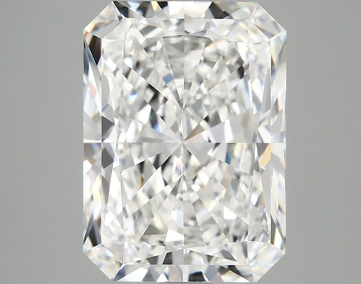 4.05 Carat Radiant Shaped Excellent Cut VVS2 IGI Certified Lab Grown Diamond