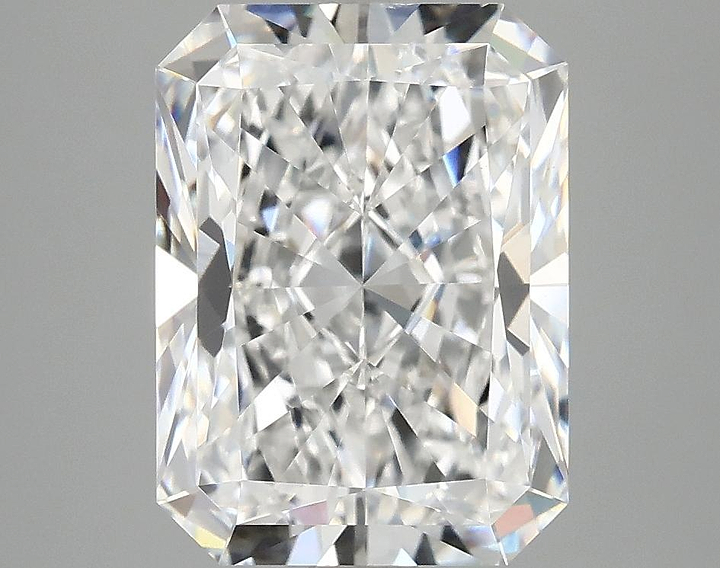 4.07 Carat Radiant Shaped Excellent Cut VVS2 IGI Certified Lab Grown Diamond