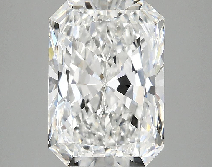4.12 Carat Radiant Shaped Ideal Cut VS1 IGI Certified Lab Grown Diamond