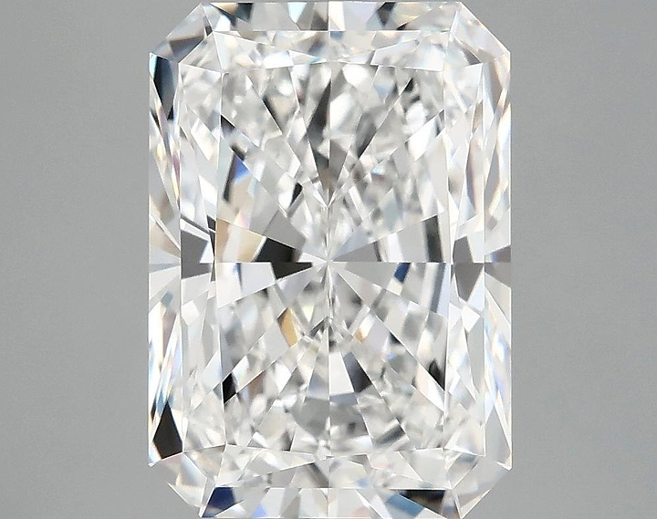 4.98 Carat Radiant Shaped Ideal Cut VVS2 IGI Certified Lab Grown Diamond