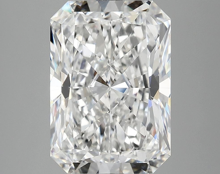 4.19 Carat Radiant Shaped Ideal Cut VVS2 IGI Certified Lab Grown Diamond
