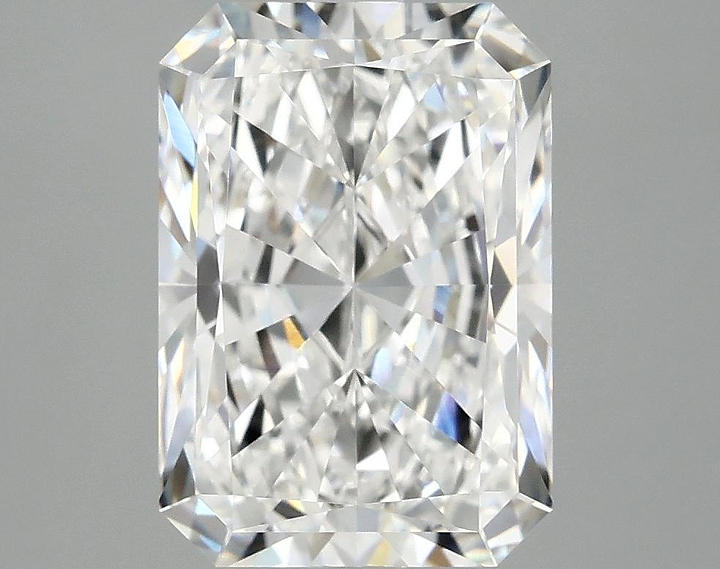 4.07 Carat Radiant Shaped Ideal Cut VVS2 IGI Certified Lab Grown Diamond