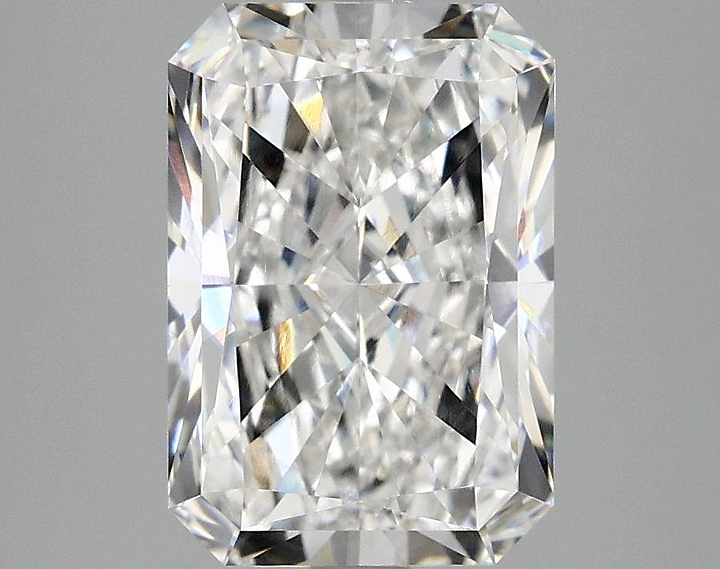 3.06 Carat Radiant Shaped Ideal Cut VVS2 IGI Certified Lab Grown Diamond