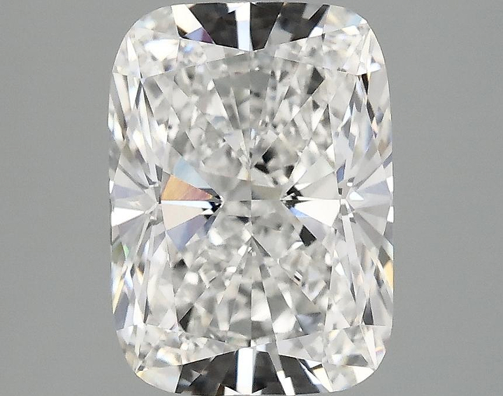 2.56 Carat Cushion Shaped Excellent Cut VVS2 IGI Certified Lab Grown Diamond