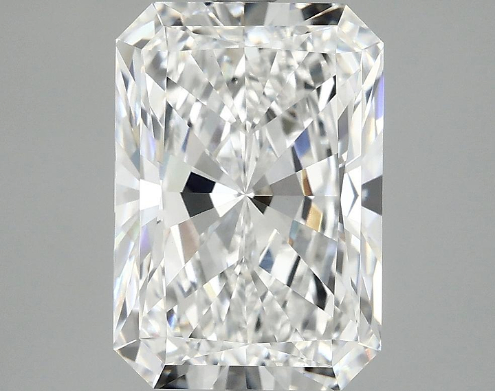 4.06 Carat Radiant Shaped Ideal Cut VVS2 IGI Certified Lab Grown Diamond