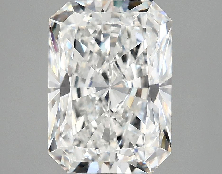 4.18 Carat Radiant Shaped Ideal Cut VS1 IGI Certified Lab Grown Diamond