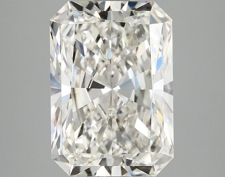 4.07 Carat Radiant Shaped Ideal Cut VVS2 IGI Certified Lab Grown Diamond