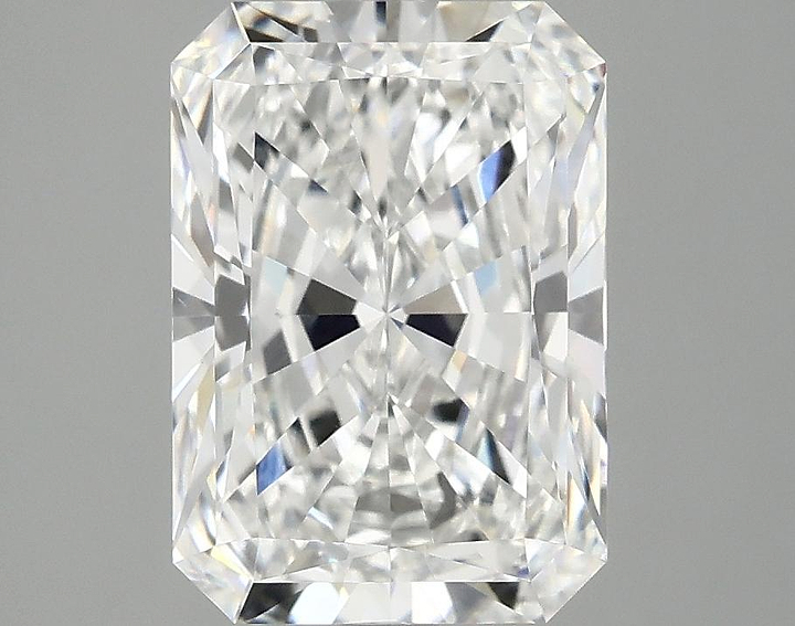 3.09 Carat Radiant Shaped Ideal Cut VVS2 IGI Certified Lab Grown Diamond