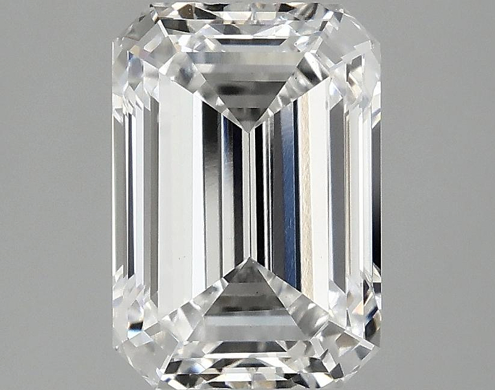 2.81 Carat Emerald Shaped Ideal Cut VS2 IGI Certified Lab Grown Diamond