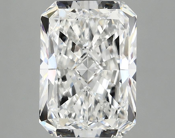 3.04 Carat Radiant Shaped Ideal Cut VVS2 IGI Certified Lab Grown Diamond