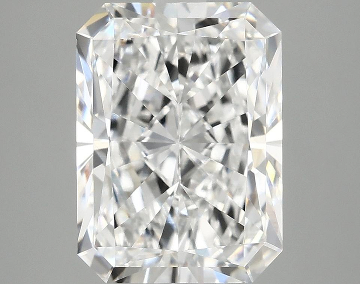 3.94 Carat Radiant Shaped Excellent Cut VVS2 IGI Certified Lab Grown Diamond