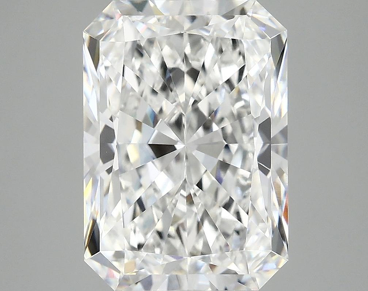 4.19 Carat Radiant Shaped Ideal Cut VVS2 IGI Certified Lab Grown Diamond
