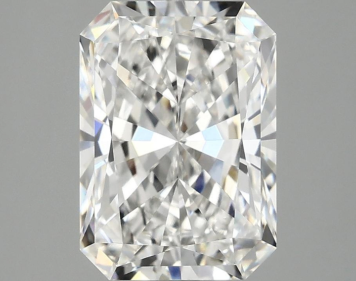 3.05 Carat Radiant Shaped Ideal Cut VS1 IGI Certified Lab Grown Diamond