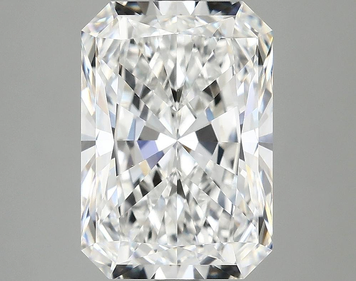 4.09 Carat Radiant Shaped Ideal Cut VVS2 IGI Certified Lab Grown Diamond