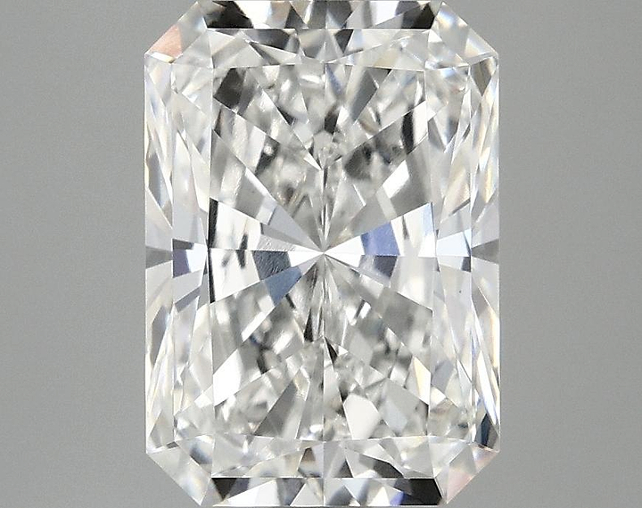 3.09 Carat Radiant Shaped Ideal Cut VVS2 IGI Certified Lab Grown Diamond