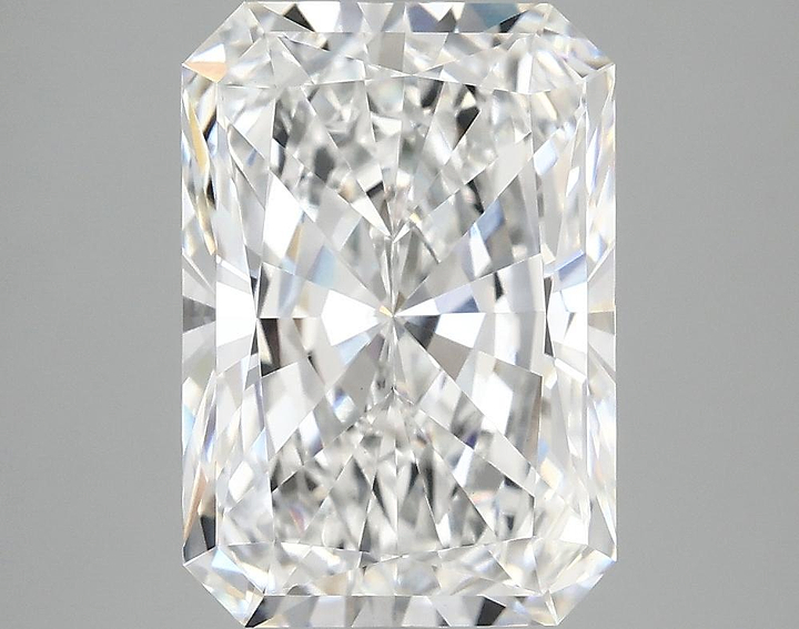 4.1 Carat Radiant Shaped Ideal Cut VVS2 IGI Certified Lab Grown Diamond