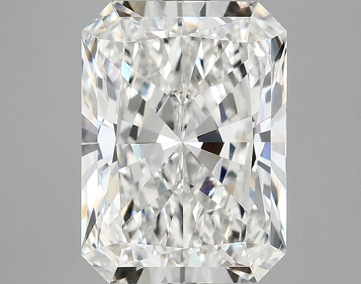 4.1 Carat Radiant Shaped Excellent Cut VVS2 IGI Certified Lab Grown Diamond