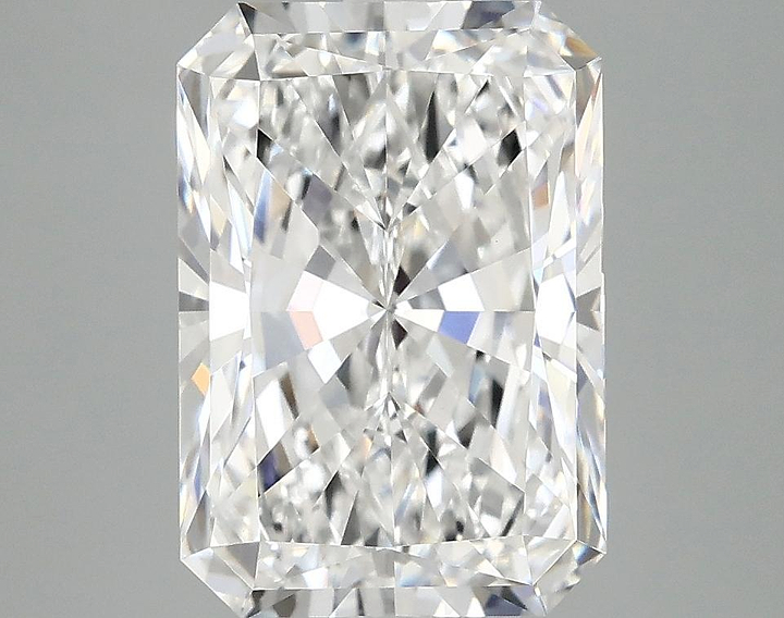 3.93 Carat Radiant Shaped Ideal Cut VVS2 IGI Certified Lab Grown Diamond