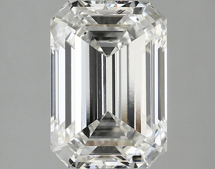 2.59 Carat Emerald Shaped Ideal Cut VVS2 IGI Certified Lab Grown Diamond