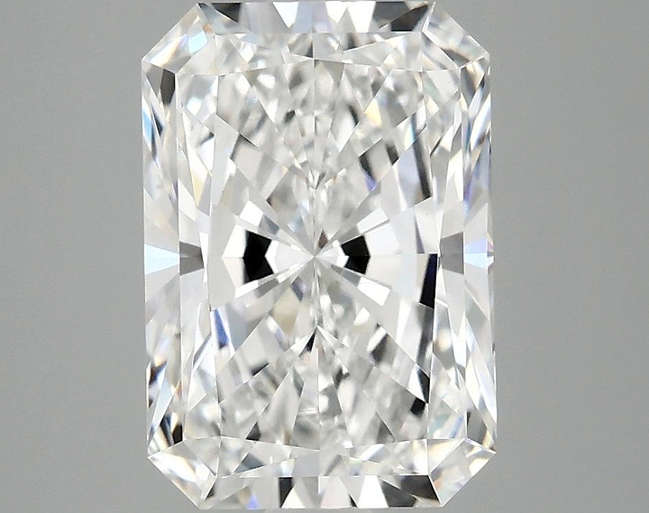 3.58 Carat Radiant Shaped Ideal Cut VS2 IGI Certified Lab Grown Diamond