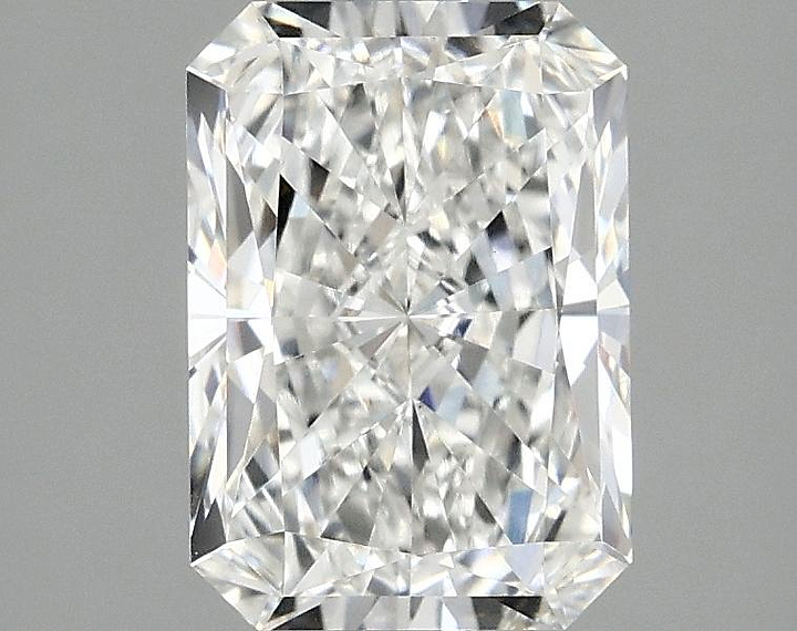 2.0 Carat Radiant Shaped Ideal Cut VVS2 IGI Certified Lab Grown Diamond