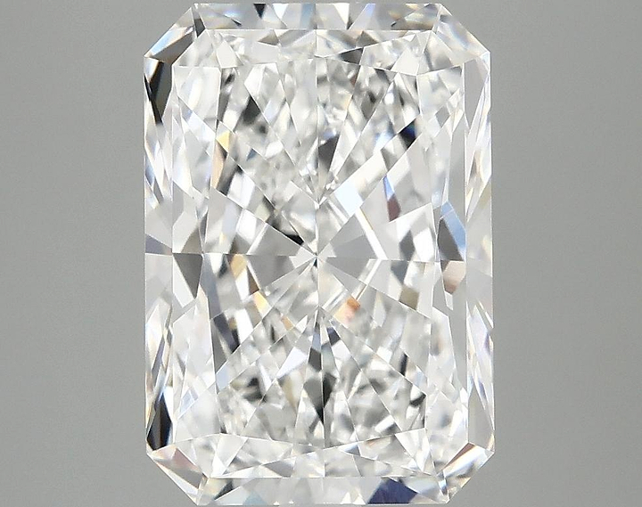 4.03 Carat Radiant Shaped Ideal Cut VVS2 IGI Certified Lab Grown Diamond