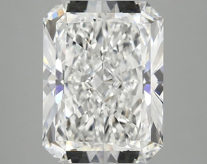 4.11 Carat Radiant Shaped Excellent Cut VVS2 IGI Certified Lab Grown Diamond