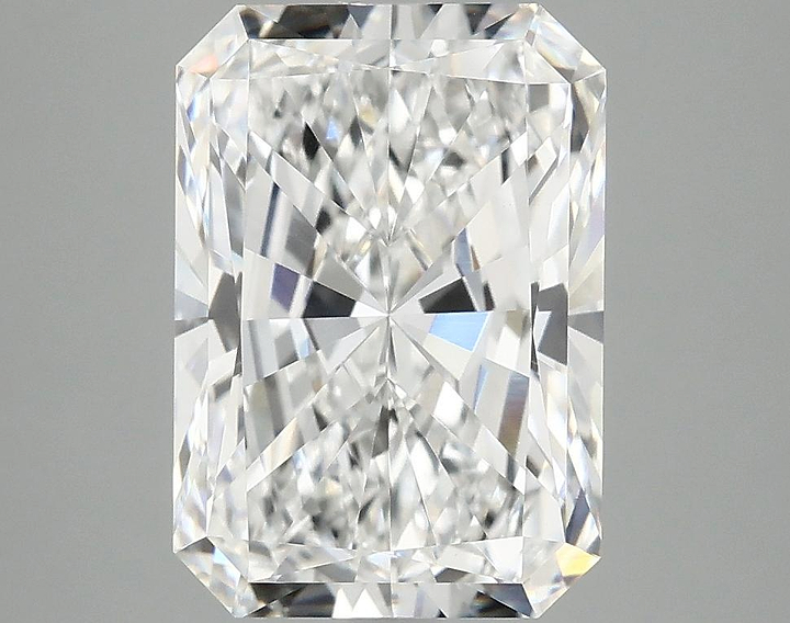 3.98 Carat Radiant Shaped Ideal Cut VVS2 IGI Certified Lab Grown Diamond