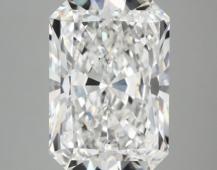4.98 Carat Radiant Shaped Ideal Cut VVS2 IGI Certified Lab Grown Diamond