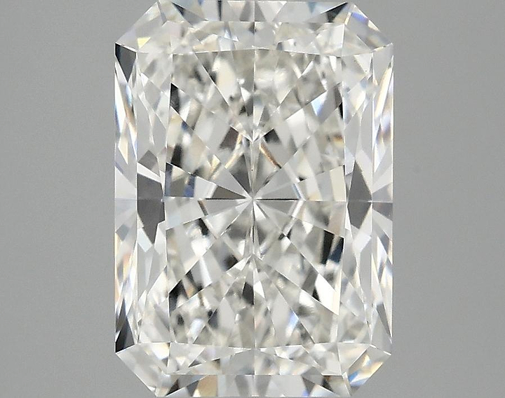 3.05 Carat Radiant Shaped Ideal Cut VVS2 IGI Certified Lab Grown Diamond