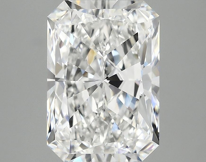 3.05 Carat Radiant Shaped Ideal Cut VVS2 IGI Certified Lab Grown Diamond