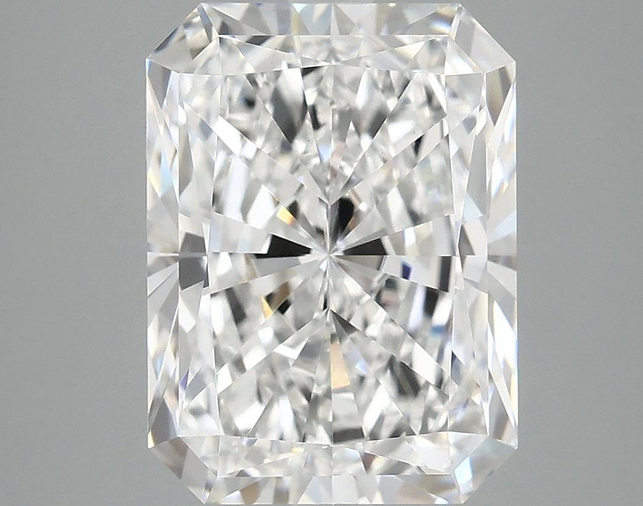 4.02 Carat Radiant Shaped Excellent Cut VVS2 IGI Certified Lab Grown Diamond