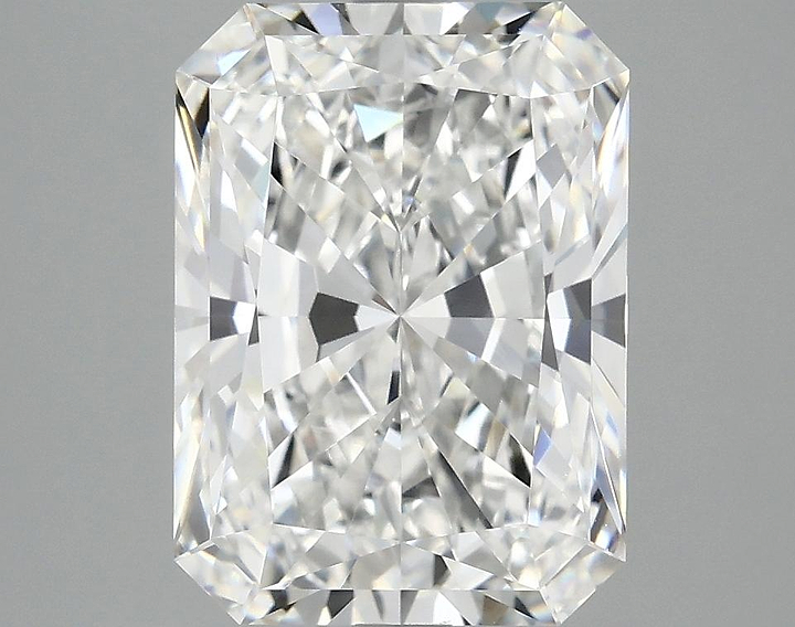 4.19 Carat Radiant Shaped Excellent Cut VVS2 IGI Certified Lab Grown Diamond