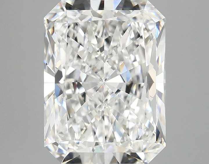 4.07 Carat Radiant Shaped Excellent Cut VVS2 IGI Certified Lab Grown Diamond