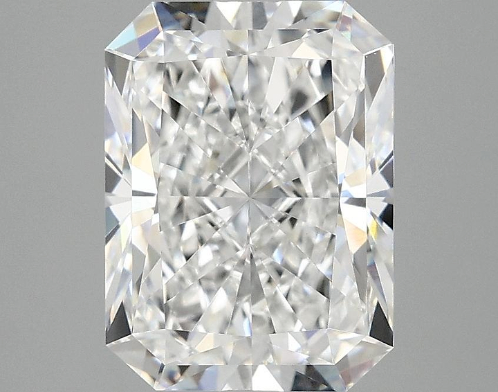 3.08 Carat Radiant Shaped Excellent Cut VVS2 IGI Certified Lab Grown Diamond