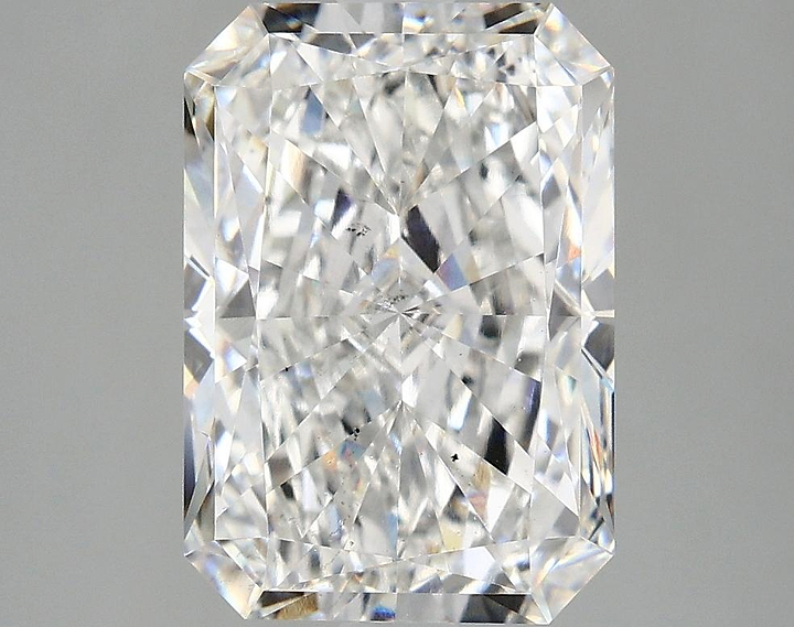 4.0 Carat Radiant Shaped Ideal Cut SI1 IGI Certified Lab Grown Diamond