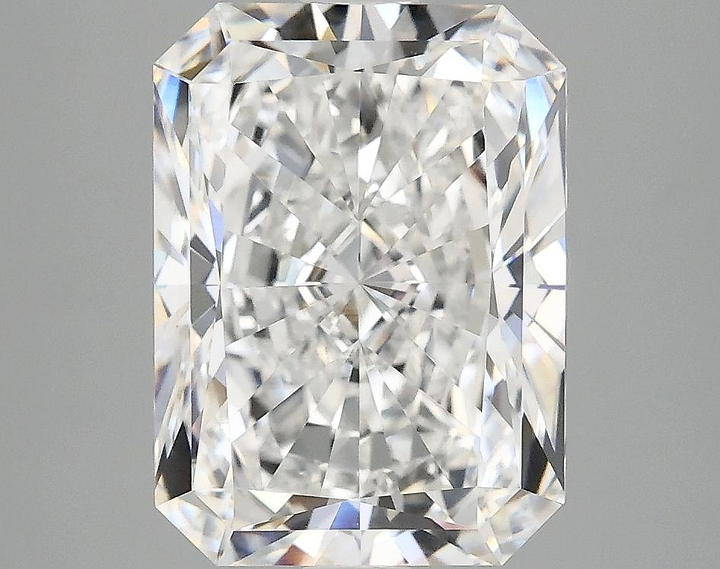 4.07 Carat Radiant Shaped Excellent Cut VVS2 IGI Certified Lab Grown Diamond