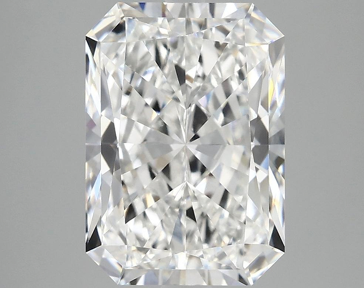 4.09 Carat Radiant Shaped Ideal Cut VVS2 IGI Certified Lab Grown Diamond