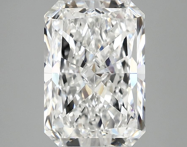 3.03 Carat Radiant Shaped Ideal Cut VVS2 IGI Certified Lab Grown Diamond
