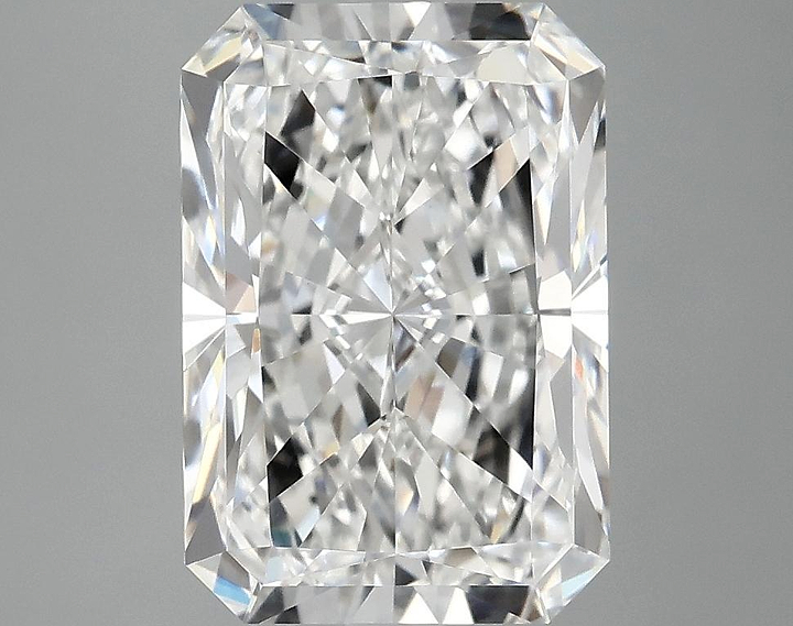 4.11 Carat Radiant Shaped Ideal Cut VVS2 IGI Certified Lab Grown Diamond