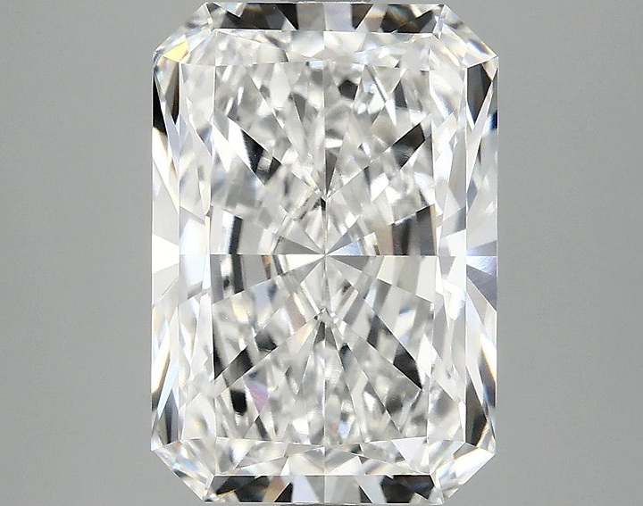 4.03 Carat Radiant Shaped Ideal Cut VVS2 IGI Certified Lab Grown Diamond