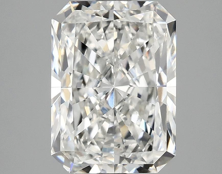 3.05 Carat Radiant Shaped Excellent Cut VS1 IGI Certified Lab Grown Diamond
